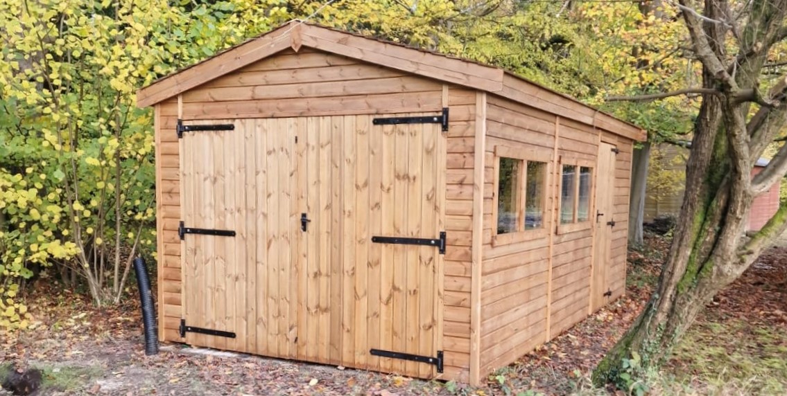 Breckland Garage Workshop Apex