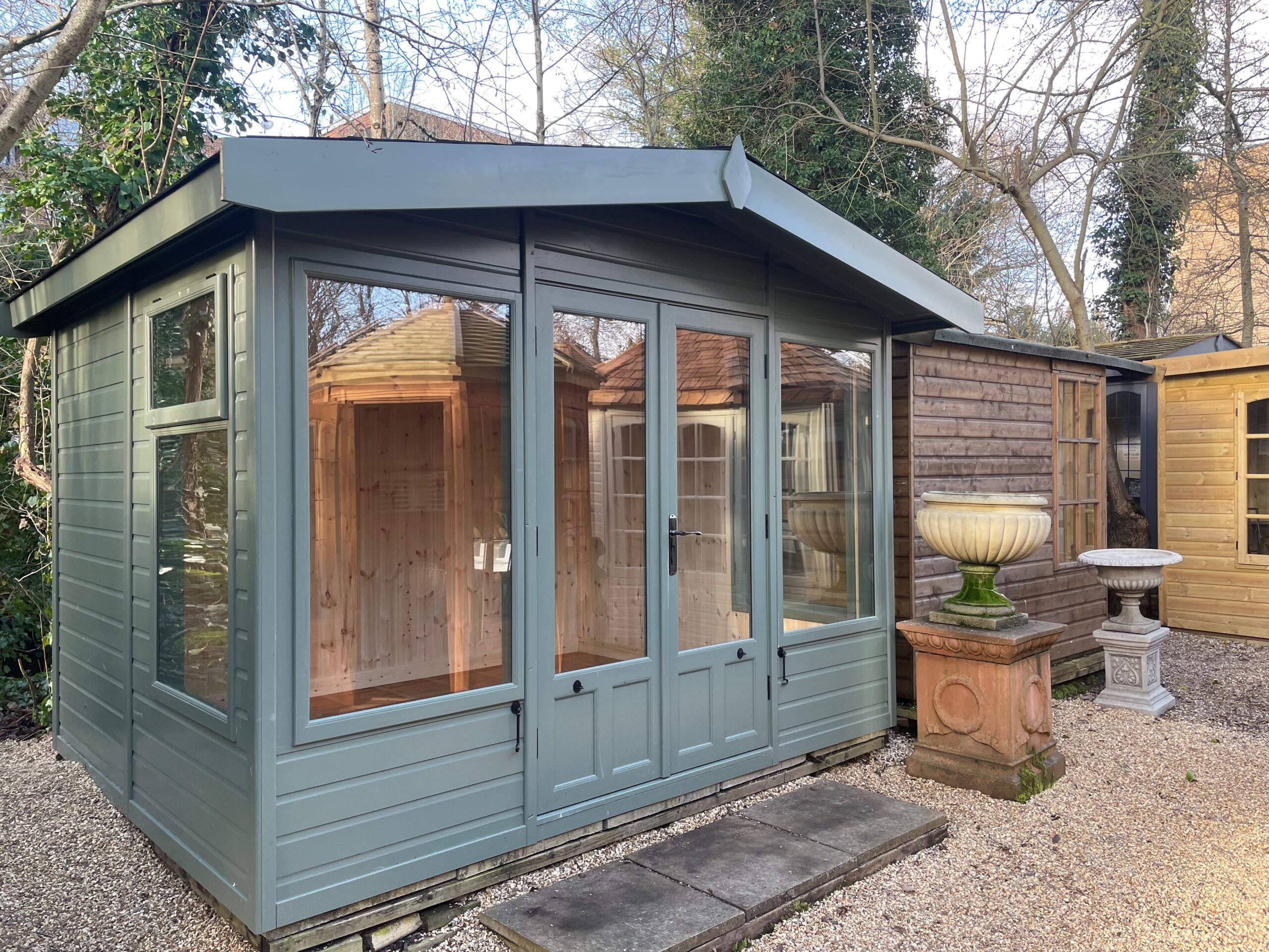 Malvern Studio Apex 10 x 8 - Rush Green - 3 quarter length glazing - T&G lining & insulation - Black fittings - Black felt tile roof