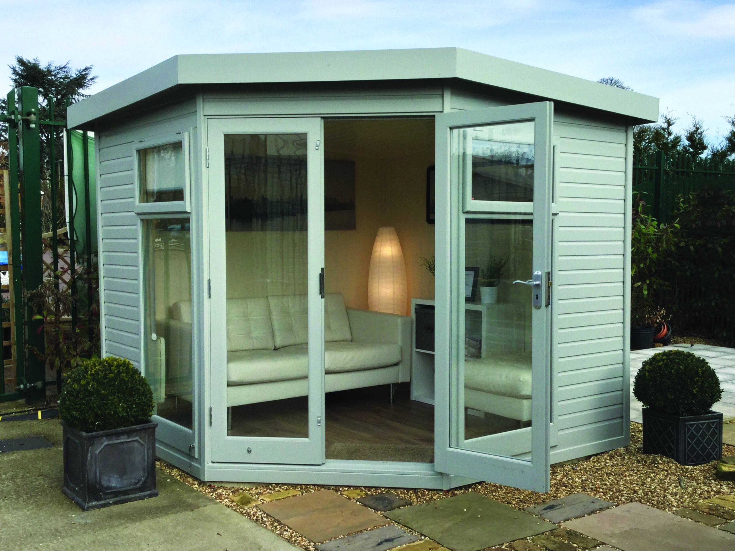 Malvern Studio Croner Pent 8 x 8 with Full length glazing
